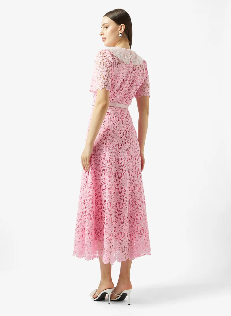 ايلا ليمتد اديشن فستان - من الدانتيل